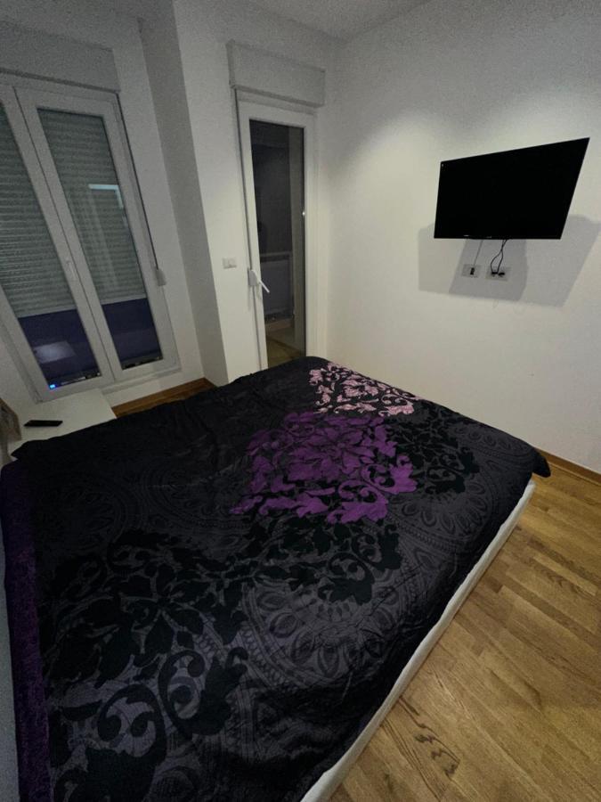 Laura Kvart Apartment *